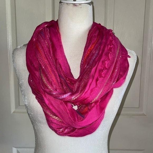 NWT Unbranded Raspberry Pudding Infinity Scarf - Picture 1 of 5